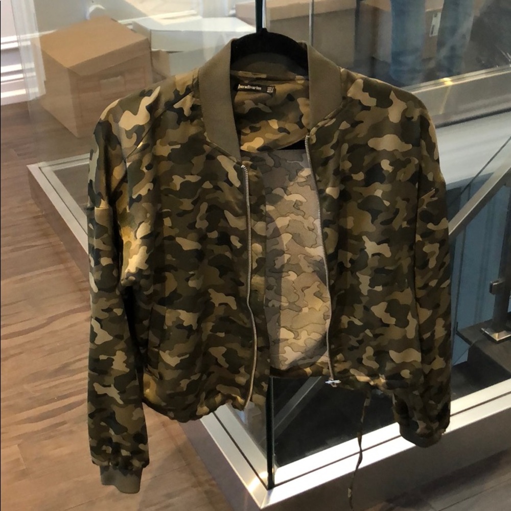 Camo bomber